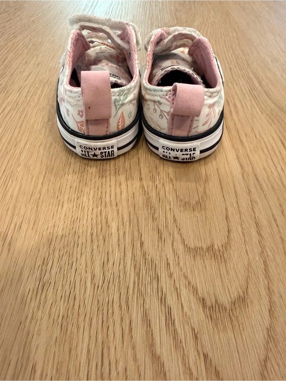 Converse cute floral